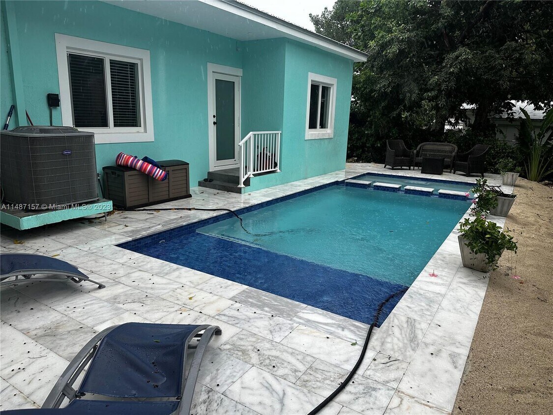 Foto principal - 811 La Paloma Rd