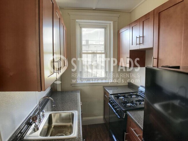Foto del edificio - 1 bedroom in Boston MA 02215