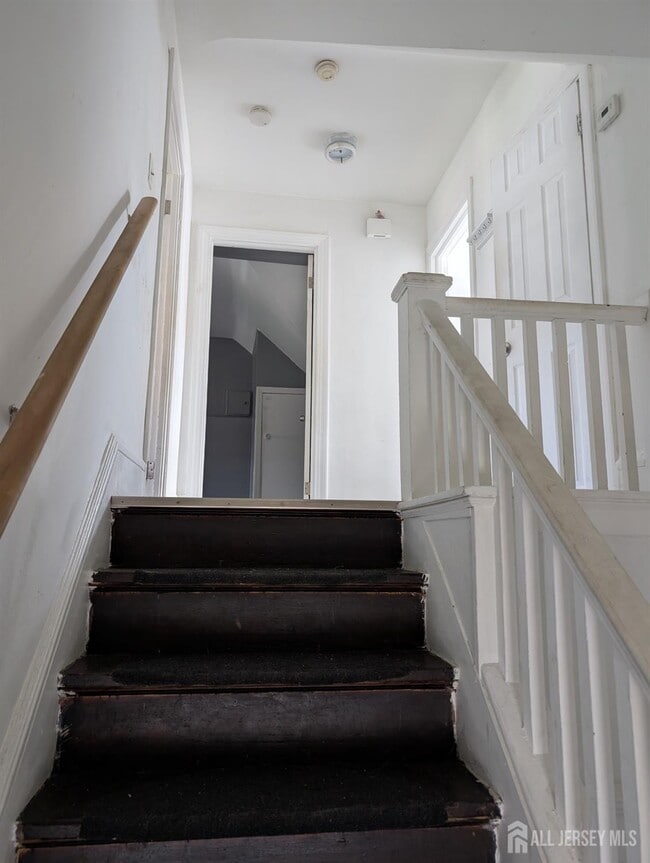 Foto del edificio - 1246 Waverly Pl