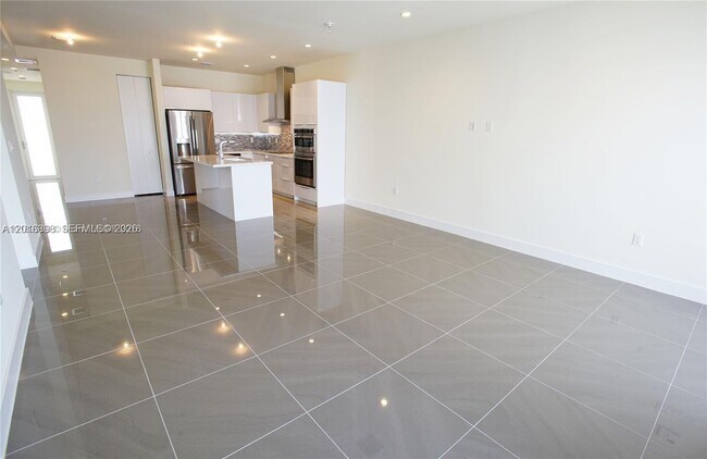 Foto del edificio - 6415 NW 102nd Path