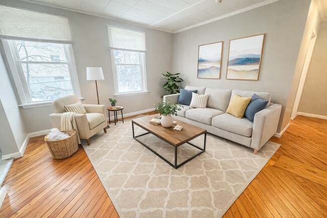 Foto del edificio - 224 Millville Ave