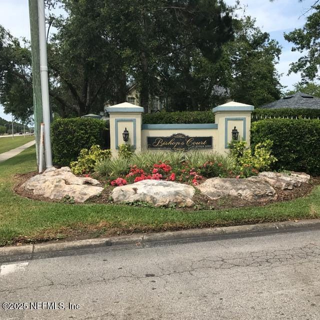 Primary Photo - 13703 Richmond Park Dr N