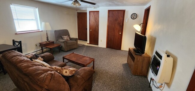 Building Photo - 1240 Ben Avon St