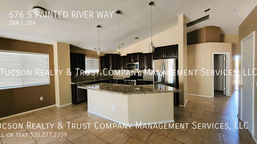 Primary Photo - 676 S Painted River Way