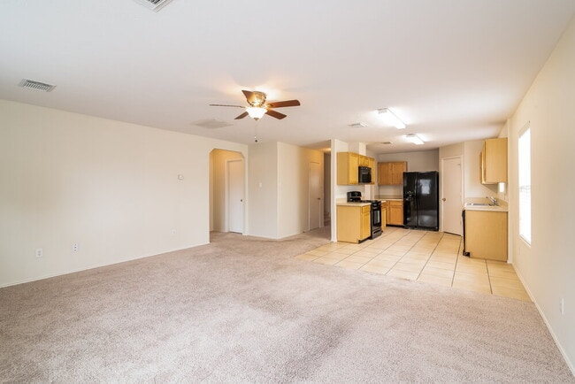 Foto del edificio - 3826 Rowlock Vine Dr