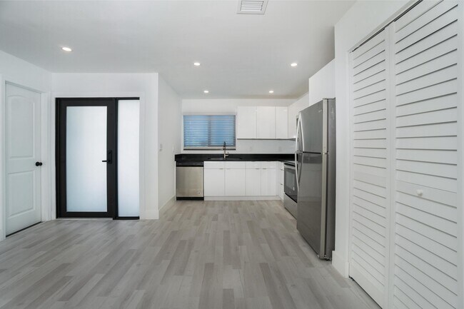 Foto del edificio - 4307 NW 115th Ave