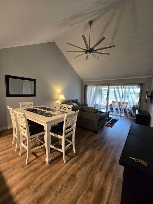 Foto del edificio - Cozy Condo in Errol Estates