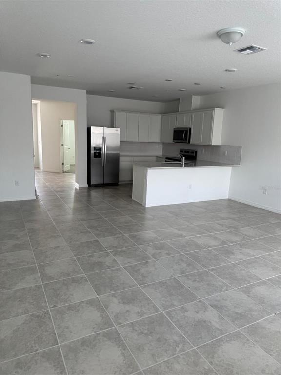 Building Photo - 4549 ORCHARD VIEW Aly
