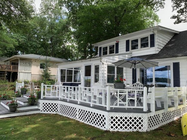 Building Photo - 4 bedroom in Portage MI 49002