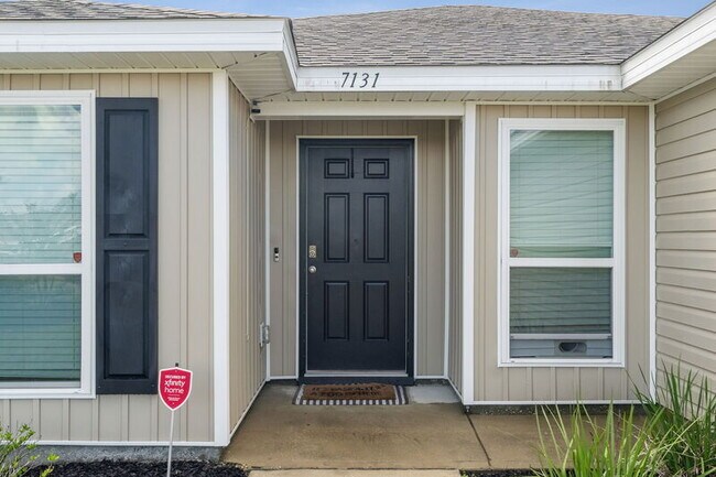 Building Photo - 7131 Penn Way