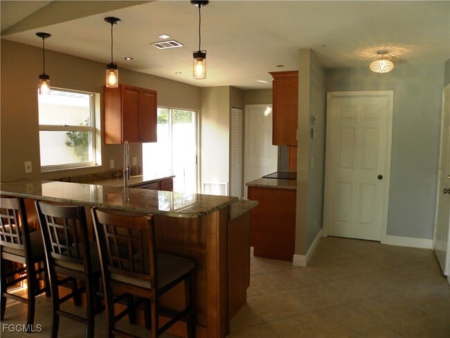 Foto del edificio - 14807 Crooked Pond Ct