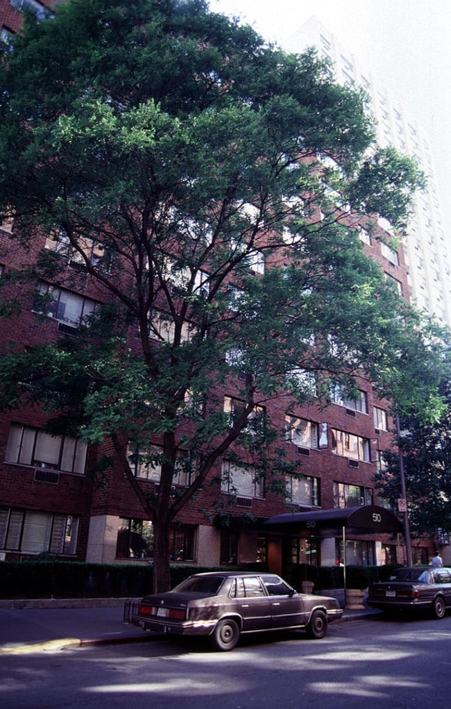 Building Photo - 510 E 85th St