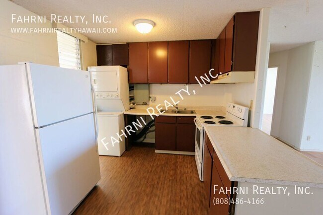 Building Photo - 95-061 Waikalani Dr