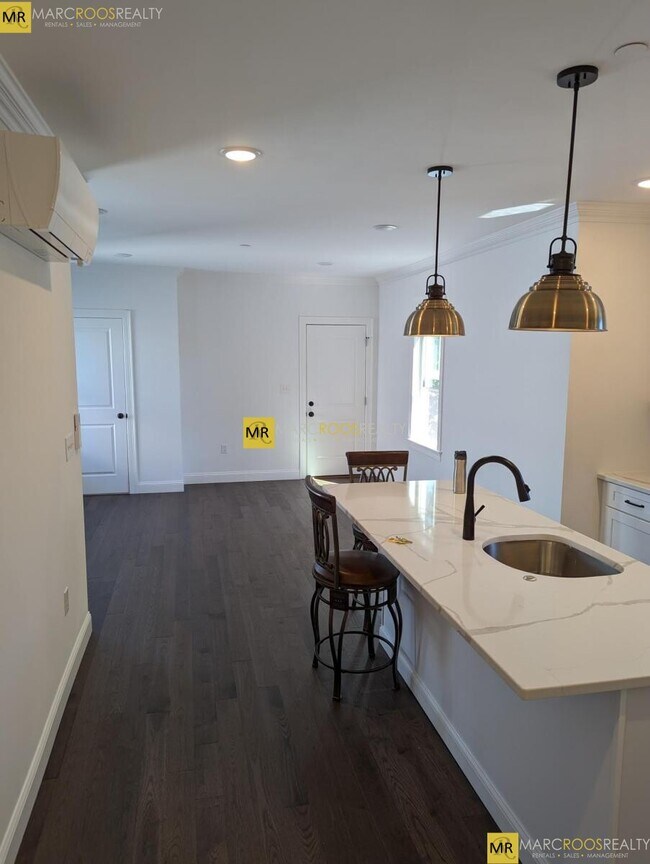 Foto del edificio - 206 Everett St