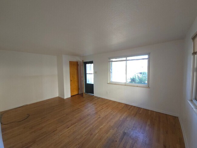 Foto del edificio - 2345-2347-2347 Goss St