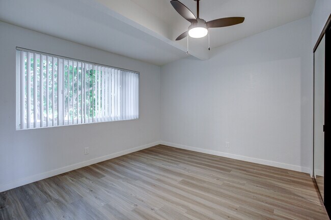 Foto del edificio - 521 W 11th Ave