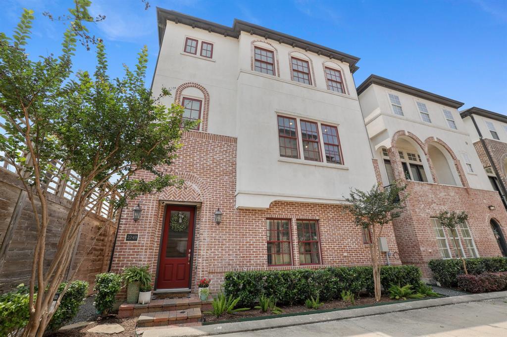 Foto principal - 2749 Cohn St