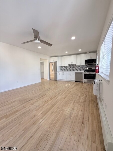 Building Photo - 114 N Beverwyck Rd