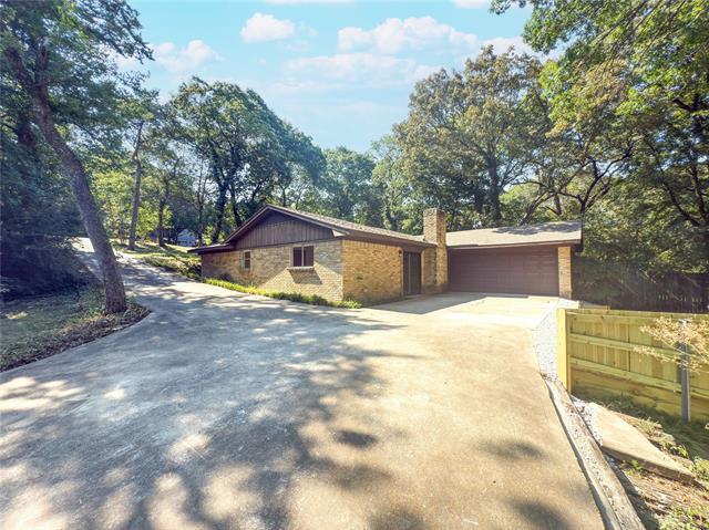 Foto del edificio - 1310 Bow Creek Dr