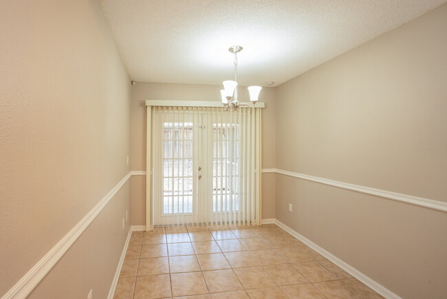 Foto del edificio - 6929 Summer Harbor Ln