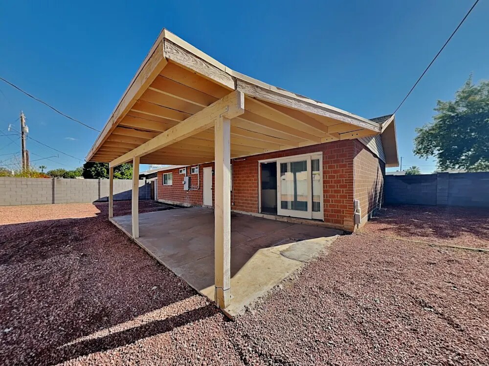 Foto principal - 8703 E Valley View Rd