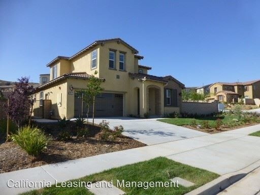 Primary Photo - 4 br, 3.5 bath House - 28677 Farrier Drive