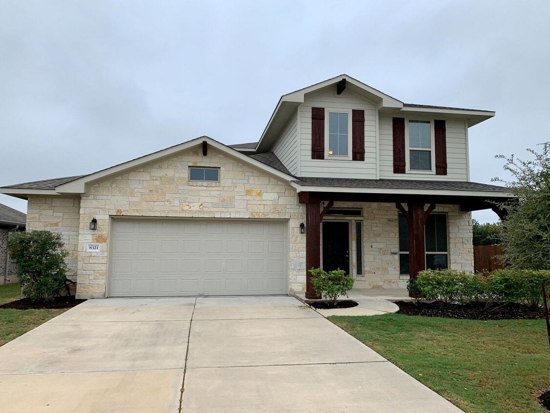 Foto principal - Beautiful 4 bedroom, 2.5 bathroom home in ...