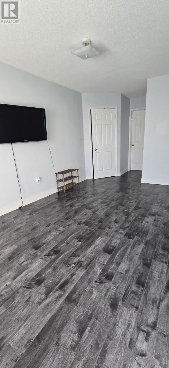 Building Photo - 6 Burnsborough St