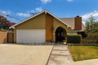 Building Photo - 11500 Cozumel St