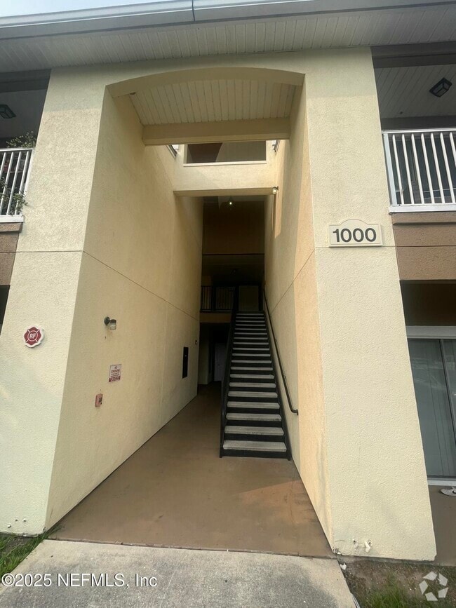 Building Photo - 7920 Merrill Rd