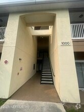 Building Photo - 7920 Merrill Rd