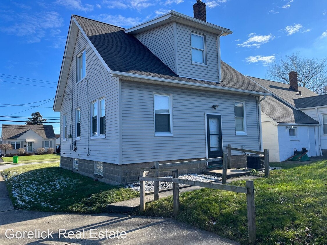 Primary Photo - 3 br, 1 bath House - 1506 Parker Drive