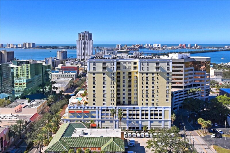 Foto principal - 628 Cleveland St