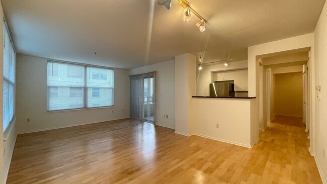Foto del edificio - 8200 Oceanview Ter