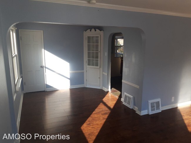 Building Photo - 2 br, 1 bath House - 8333 Whitewater Drive