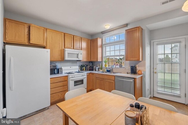 Foto del edificio - 44481 Watertown Terrace