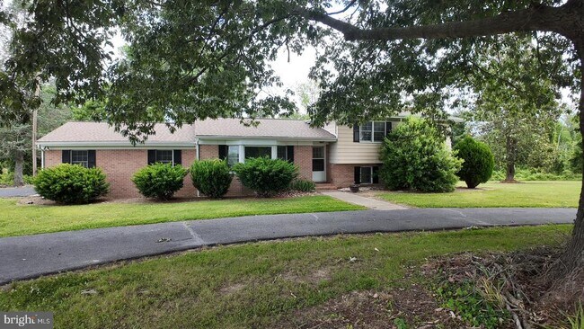 Foto del edificio - 8936 Goldsborough Neck Rd