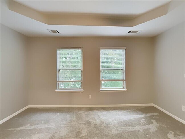 Building Photo - 1613 Trailview Way NE