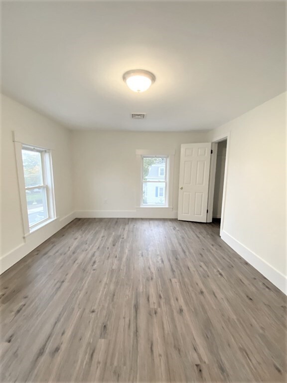 Building Photo - 65 Montvale Ave