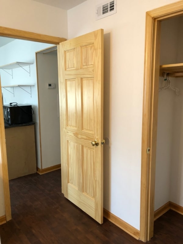 Building Photo - 24 Perry St