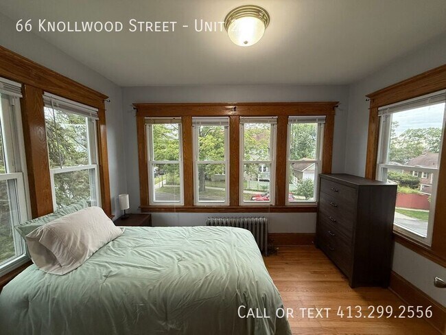 Foto del edificio - 66 Knollwood St