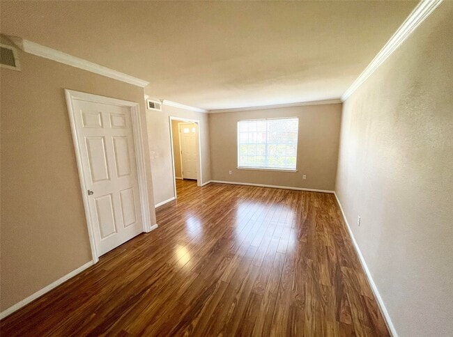 Foto del edificio - 9303 Hammerly Blvd