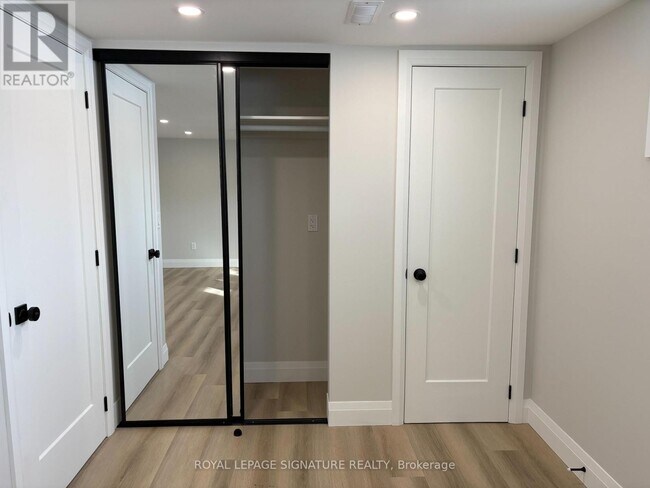 Photo du bâtiment - 9 Breadner Dr