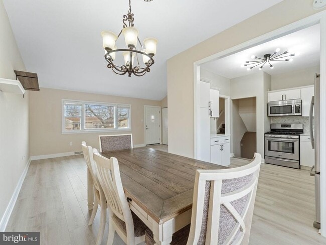 Building Photo - 74 Clement Dr