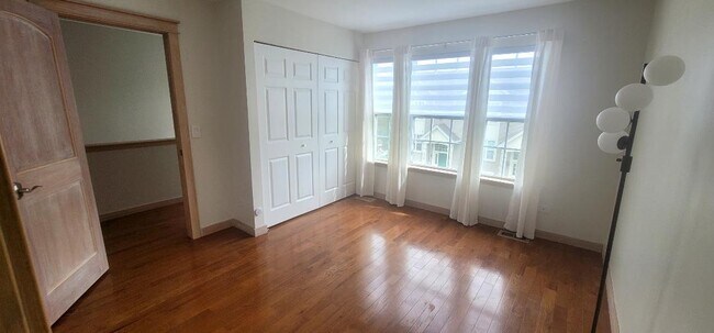 Foto del edificio - 2625 Canyon Dr