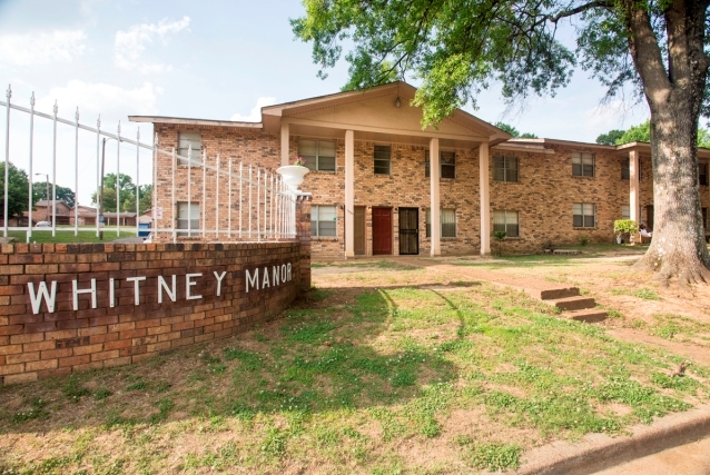 Foto del edificio - Whitney Manor Apartments