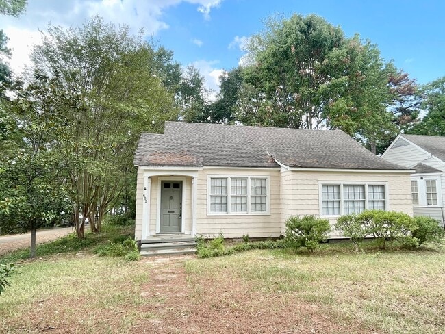Building Photo - 602 Patton Ave