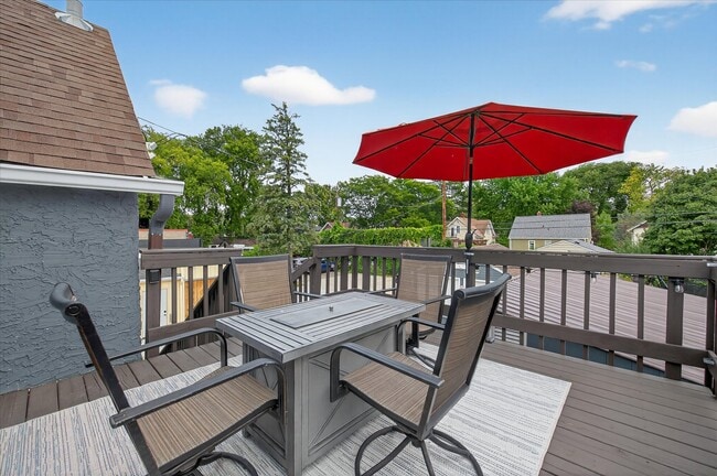 Building Photo - 4935 34th Ave S