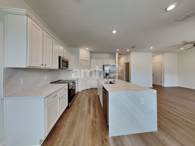Foto del edificio - 3307 Barber Ave
