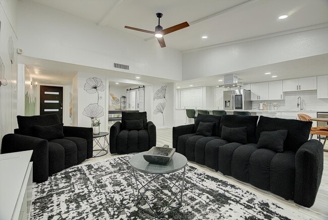 Building Photo - 7310 Corta Calle Dr